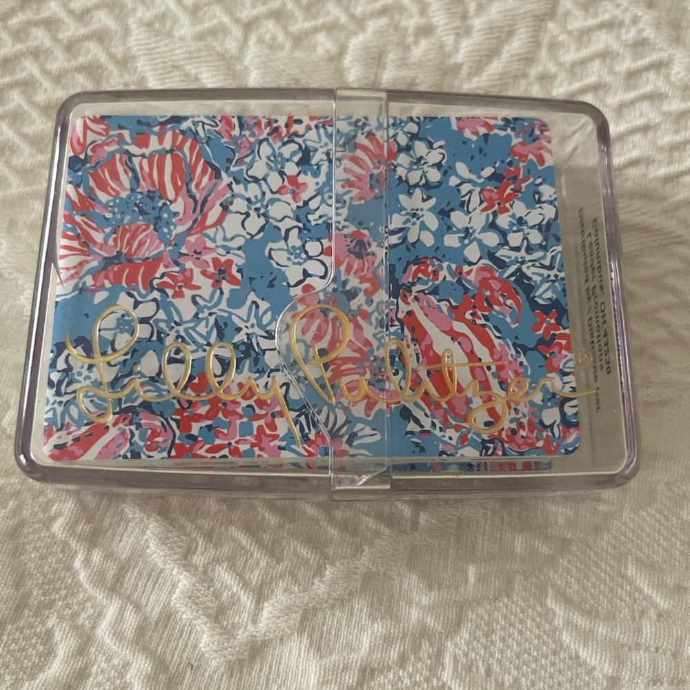 Lilly Pulitzer playing cards w plastic case